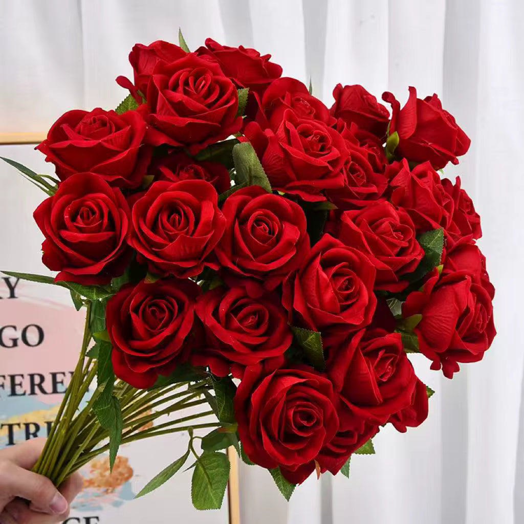 Wholesale Artificial Flowers: How to Buy in Bulk for Maximum Savings