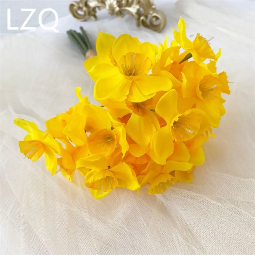 Artificial Daffodil Flower Bouquet – 6PCS Bundle Faux Daffodil Flowers for Wedding Decor, Home Arrangement, Spring Centerpieces & Event Decorations