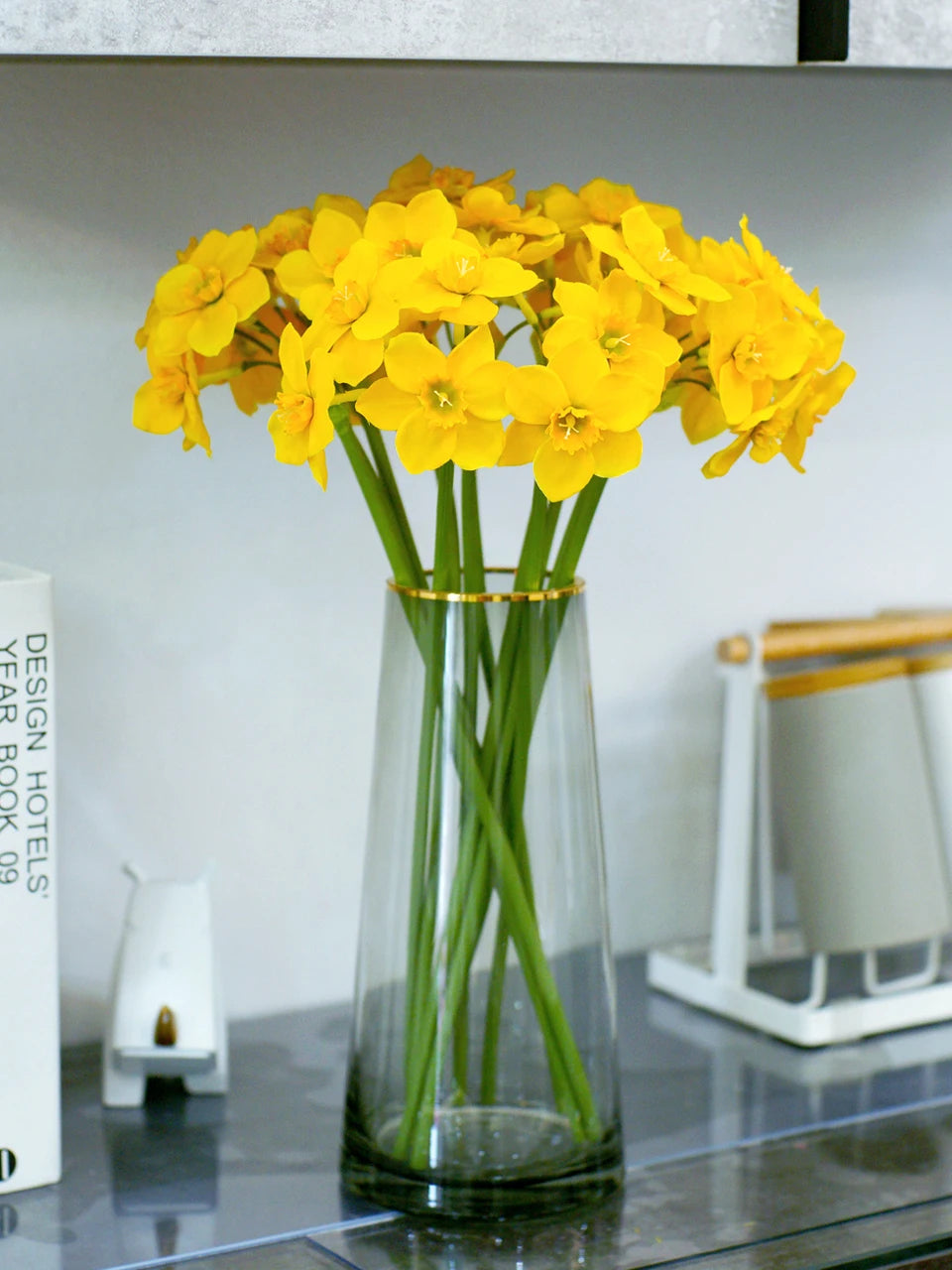 6/18PCS Realistic Faux Daffodil Flowers Bulk – Polyurethane Artificial Daffodil Bouquet