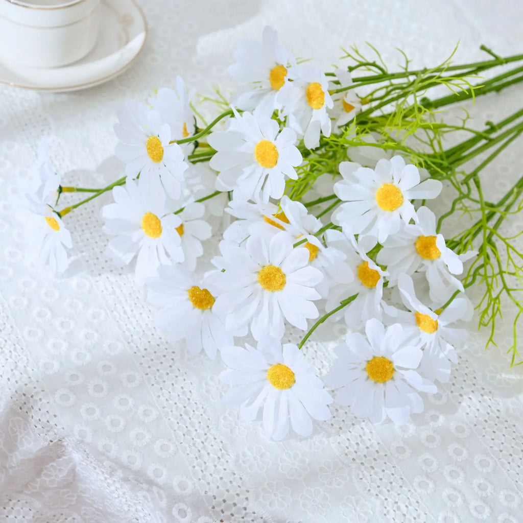 Artificial Daisy Flower – Silk 50cm Bouquet