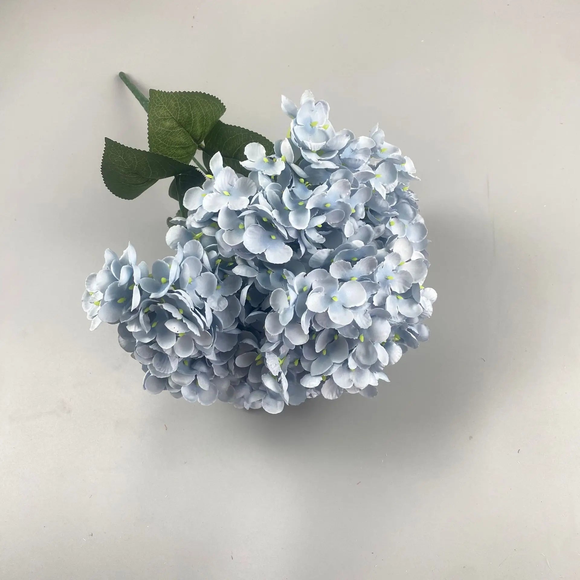 Artificial Hydrangea Bouquet – 5 Heads Silk Flowers