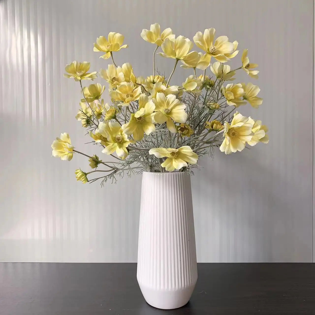 Artificial Chamomile Daisy Flowers Bulk 60cm – Silk Fake Gerbera Stem